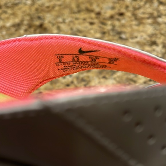 Nike Women’s Ultra Comfort Memory Foam Flip Flops Size 8 - Picture 4 of 6